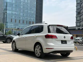Volkswagen Golf Sportsvan 2016 280TSI Automatic Luxury Model interior photo 10 Volkswagen Golf Sportsvan 2016 280TSI Automatic Luxury Model interior photo 10