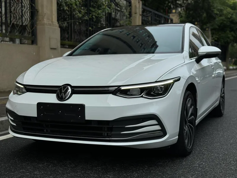 Volkswagen Golf 2024 280TSI DSG Pro 50 Year Legendary Edition exterior photo 10