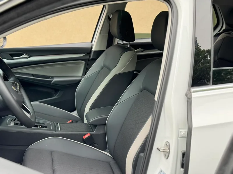 Volkswagen Golf 2024 280TSI DSG Pro 50 Year Legendary Edition interior photo 13