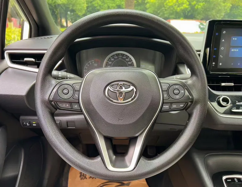 Toyota Levin 2021 185T CVT Luxury Edition interior photo 13 Toyota Levin 2021 185T CVT Luxury Edition interior photo 13