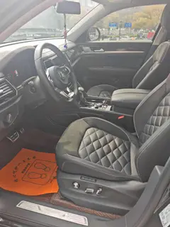 Volkswagen Teramont 2019 Teramont X 380TSI Four-wheel drive exalted deluxe edition interior photo 10 Volkswagen Teramont 2019 Teramont X 380TSI Four-wheel drive exalted deluxe edition interior photo 10