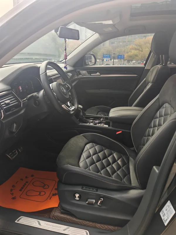Volkswagen Teramont 2019 Teramont X 380TSI Four-wheel drive exalted deluxe edition interior photo 13 Volkswagen Teramont 2019 Teramont X 380TSI Four-wheel drive exalted deluxe edition interior photo 13