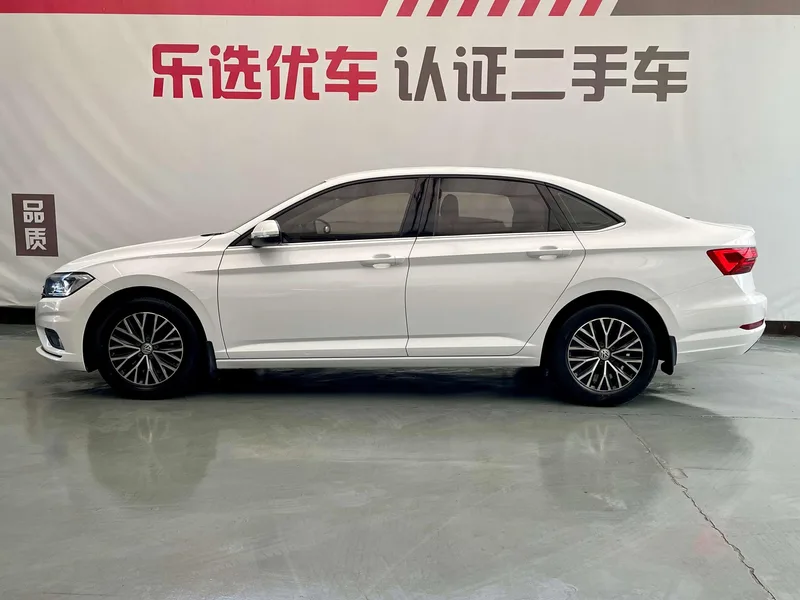 Volkswagen Sagitar 2019 280TSI DSG Comfortable Country VI exterior photo 3 Volkswagen Sagitar 2019 280TSI DSG Comfortable Country VI exterior photo 3