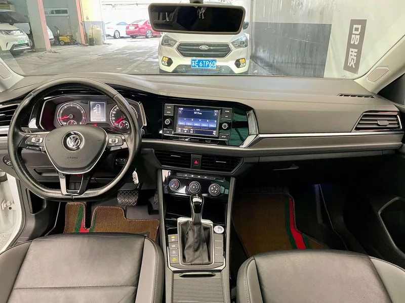 Volkswagen Sagitar 2019 280TSI DSG Comfortable Country VI exterior photo 8 Volkswagen Sagitar 2019 280TSI DSG Comfortable Country VI exterior photo 8