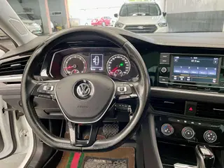 Volkswagen Sagitar 2019 280TSI DSG Comfortable Country VI interior photo 12 Volkswagen Sagitar 2019 280TSI DSG Comfortable Country VI interior photo 12