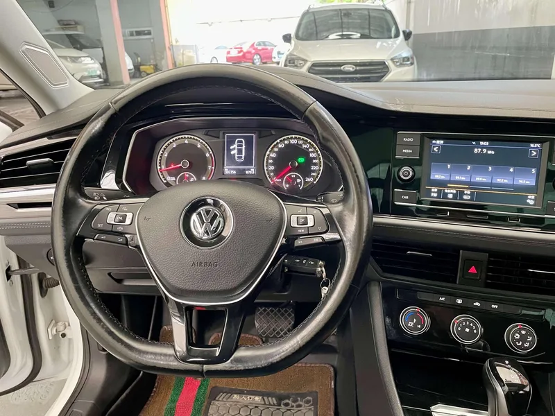 Volkswagen Sagitar 2019 280TSI DSG Comfortable Country VI interior photo 12 Volkswagen Sagitar 2019 280TSI DSG Comfortable Country VI interior photo 12