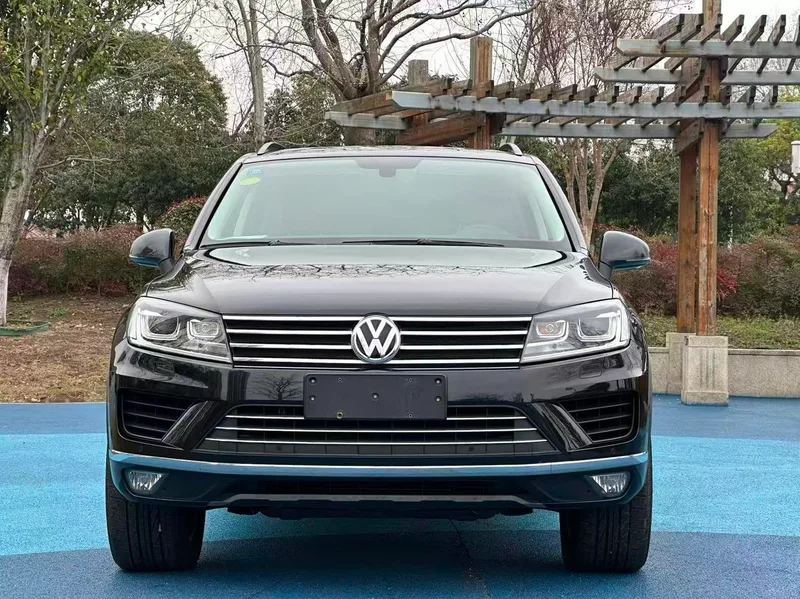 Volkswagen Touareg 2017 3.0TSI Boundary Extension Edition exterior photo 2 Volkswagen Touareg 2017 3.0TSI Boundary Extension Edition exterior photo 2