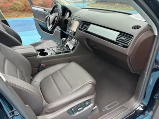 Volkswagen Touareg 2017 3.0TSI Boundary Extension Edition interior photo 6 Volkswagen Touareg 2017 3.0TSI Boundary Extension Edition interior photo 6