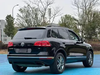 Volkswagen Touareg 2017 3.0TSI Boundary Extension Edition interior photo 10 Volkswagen Touareg 2017 3.0TSI Boundary Extension Edition interior photo 10