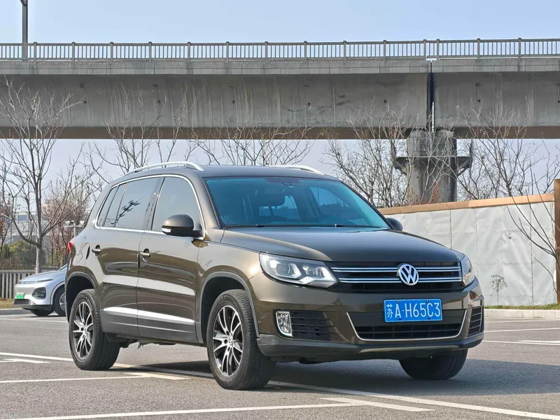 Volkswagen Tiguan 2015 1.8TSI Type de luxe automatique à deux roues motrices extérieur photo 7 Volkswagen Tiguan 2015 1.8TSI Type de luxe automatique à deux roues motrices extérieur photo 7