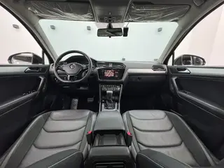 Volkswagen Tiguan L 2020 330TSI Automatic two-wheel drive panoramic comfort version Country VI interior photo 10 Volkswagen Tiguan L 2020 330TSI Automatic two-wheel drive panoramic comfort version Country VI interior photo 10