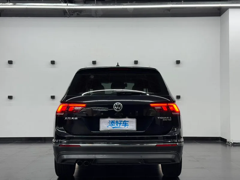 Volkswagen Tiguan L 2020 330TSI Automatic two-wheel drive panoramic comfort version Country VI interior photo 14 Volkswagen Tiguan L 2020 330TSI Automatic two-wheel drive panoramic comfort version Country VI interior photo 14