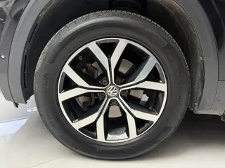 Volkswagen Teramont 2019 330TSI Two-wheel drive luxury edition China V exterior photo 8 Volkswagen Teramont 2019 330TSI Two-wheel drive luxury edition China V exterior photo 8