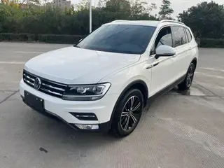Volkswagen Tiguan L 2021 330TSI Auto Two-Drive Smart Edition