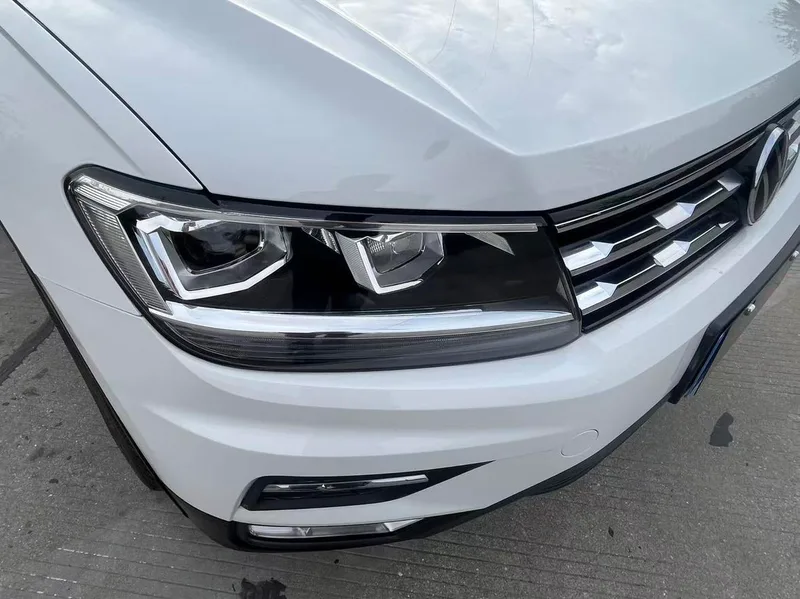 Volkswagen Tiguan L 2021 330TSI Auto Two-Drive Smart Edition interior photo 11 Volkswagen Tiguan L 2021 330TSI Auto Two-Drive Smart Edition interior photo 11