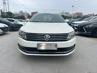 Volkswagen Lavida 2017 1.6L Automatic Fashion Edition exterior photo 2 Volkswagen Lavida 2017 1.6L Automatic Fashion Edition exterior photo 2