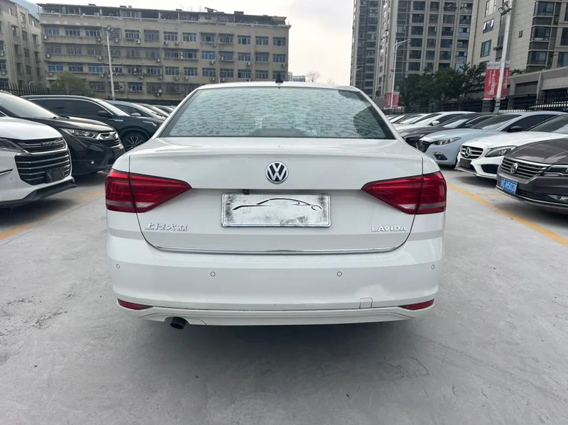 Volkswagen Lavida 2017 1.6L Automatic Fashion Edition interior photo 20 Volkswagen Lavida 2017 1.6L Automatic Fashion Edition interior photo 20