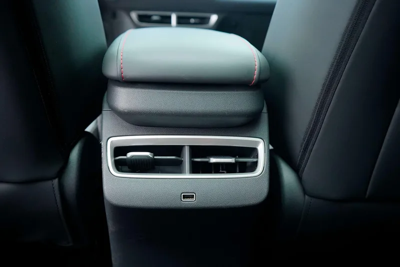 Jetour Dasheng 2024 1.5T DCT Longteng Edition PRO interior photo 17