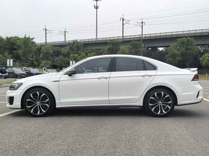 Volkswagen Lamando 2017 2.0T GTS exterior photo 5 Volkswagen Lamando 2017 2.0T GTS exterior photo 5