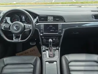 Volkswagen Lamando 2017 2.0T GTS interior photo 12 Volkswagen Lamando 2017 2.0T GTS interior photo 12