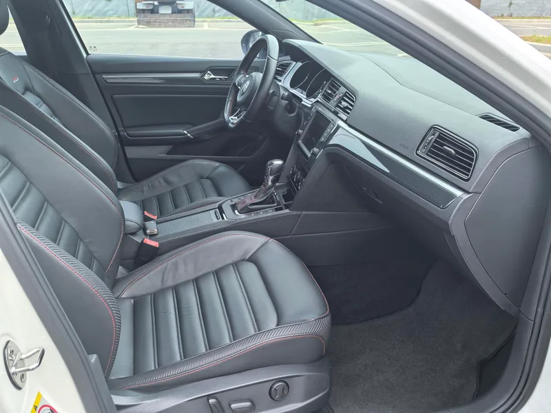 Volkswagen Lamando 2017 2.0T GTS interior photo 14 Volkswagen Lamando 2017 2.0T GTS interior photo 14