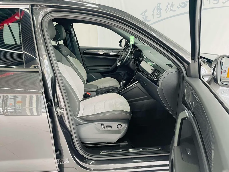 Volkswagen Tayron 2022 380TSI Quatre roues motrices R-Line Version Zhilian intérieur photo 12 Volkswagen Tayron 2022 380TSI Quatre roues motrices R-Line Version Zhilian intérieur photo 12