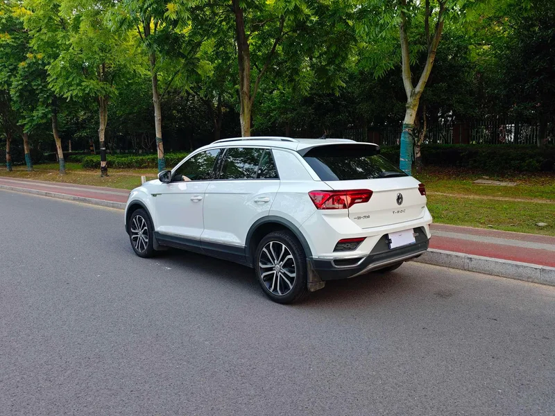 Volkswagen T-Cross 2020 280TSI DSG Tracción a dos ruedas, versión cómoda interior foto 11 Volkswagen T-Cross 2020 280TSI DSG Tracción a dos ruedas, versión cómoda interior foto 11