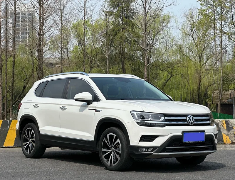 Volkswagen Tharu 2020 330TSI Four-wheel drive deluxe edition Country VI exterior photo 3 Volkswagen Tharu 2020 330TSI Four-wheel drive deluxe edition Country VI exterior photo 3