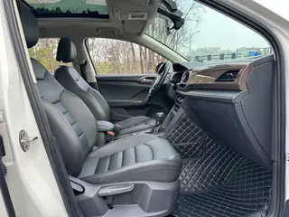 Volkswagen Tharu 2020 330TSI Four-wheel drive deluxe edition Country VI interior photo 11 Volkswagen Tharu 2020 330TSI Four-wheel drive deluxe edition Country VI interior photo 11
