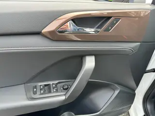 Volkswagen Tharu 2020 330TSI Four-wheel drive deluxe edition Country VI interior photo 20 Volkswagen Tharu 2020 330TSI Four-wheel drive deluxe edition Country VI interior photo 20