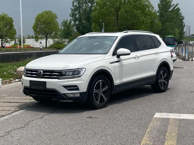 Volkswagen Tiguan L 2021 280TSI Auto Two-Drive Smart Edition exterior photo 1 Volkswagen Tiguan L 2021 280TSI Auto Two-Drive Smart Edition exterior photo 1