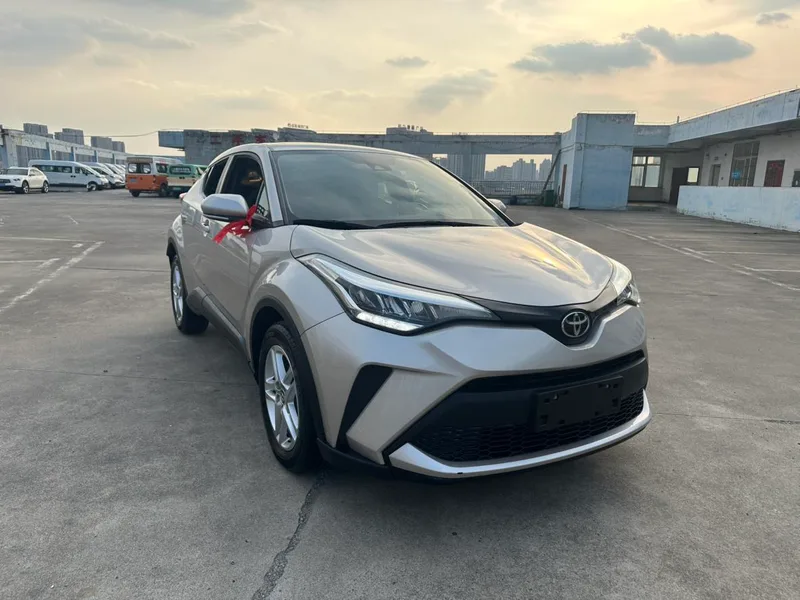 Toyota C-HR 2022 2.0L Comfort Edition exterior photo 2 Toyota C-HR 2022 2.0L Comfort Edition exterior photo 2