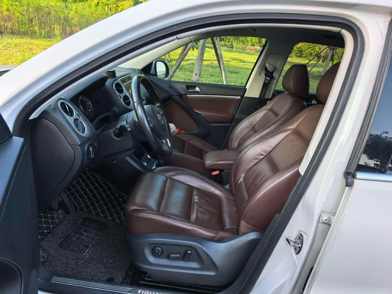 Volkswagen Tiguan 2016 300TSI Édition de luxe à quatre roues motrices automatique extérieur photo 7 Volkswagen Tiguan 2016 300TSI Édition de luxe à quatre roues motrices automatique extérieur photo 7