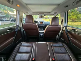 Volkswagen Tiguan 2016 300TSI Édition de luxe à quatre roues motrices automatique intérieur photo 20 Volkswagen Tiguan 2016 300TSI Édition de luxe à quatre roues motrices automatique intérieur photo 20
