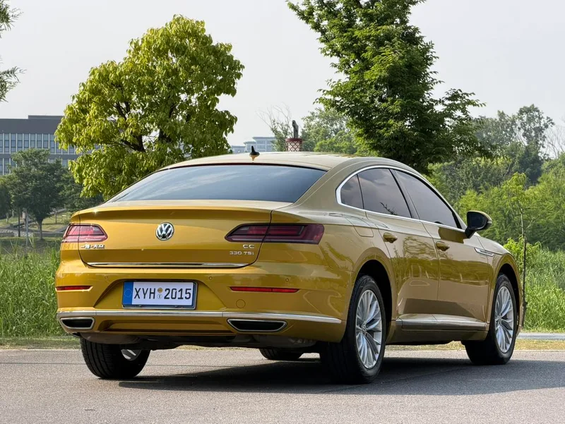 Volkswagen CC 2019 330TSI Charm Yan Edition China V interior photo 15 Volkswagen CC 2019 330TSI Charm Yan Edition China V interior photo 15
