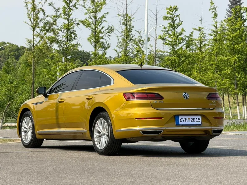 Volkswagen CC 2019 330TSI Charm Yan Edition China V interior photo 17 Volkswagen CC 2019 330TSI Charm Yan Edition China V interior photo 17
