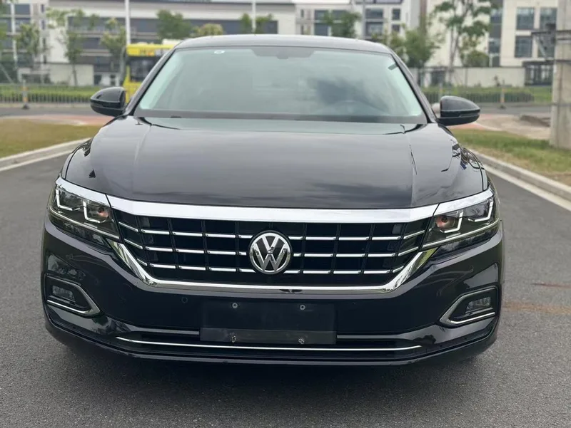 Volkswagen Passat 2019 330TSI Elite Edition Country VI exterior photo 2 Volkswagen Passat 2019 330TSI Elite Edition Country VI exterior photo 2