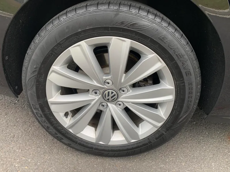 Volkswagen Passat 2019 330TSI Elite Edition Country VI interior photo 12 Volkswagen Passat 2019 330TSI Elite Edition Country VI interior photo 12