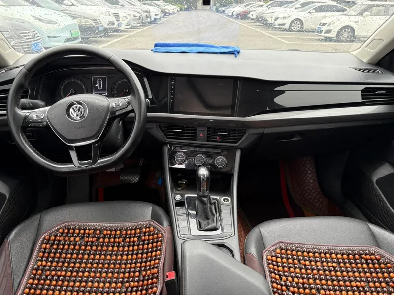 Volkswagen Bora 2019 1.5L Auto Elite exterior photo 4 Volkswagen Bora 2019 1.5L Auto Elite exterior photo 4