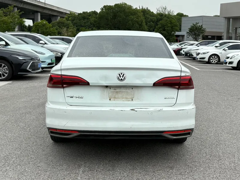 Volkswagen Bora 2019 1.5L Auto Elite interior photo 8 Volkswagen Bora 2019 1.5L Auto Elite interior photo 8