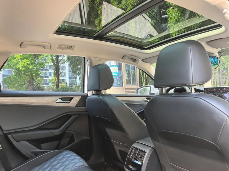 Volkswagen Sagitar 2023 300TSI DSG Premium Edition interior photo 11 Volkswagen Sagitar 2023 300TSI DSG Premium Edition interior photo 11