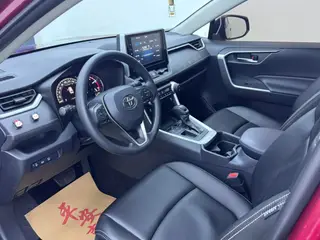 Toyota RAV4 2020 2.0L CVT Version mode à deux roues motrices intérieur photo 13 Toyota RAV4 2020 2.0L CVT Version mode à deux roues motrices intérieur photo 13