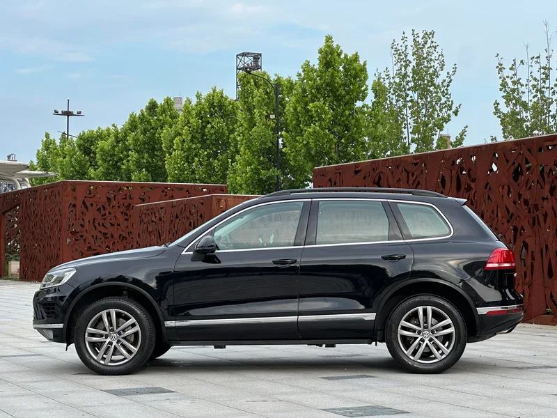 Volkswagen Touareg 2017 3.0TSI Boundary Extension Edition exterior photo 4 Volkswagen Touareg 2017 3.0TSI Boundary Extension Edition exterior photo 4