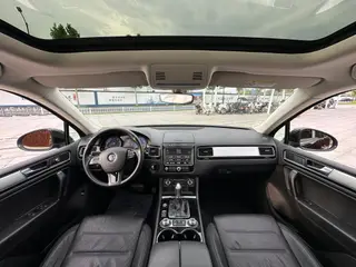 Volkswagen Touareg 2017 3.0TSI Boundary Extension Edition interior photo 12 Volkswagen Touareg 2017 3.0TSI Boundary Extension Edition interior photo 12