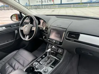 Volkswagen Touareg 2017 3.0TSI Boundary Extension Edition interior photo 14 Volkswagen Touareg 2017 3.0TSI Boundary Extension Edition interior photo 14
