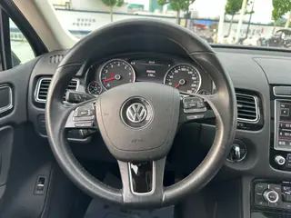 Volkswagen Touareg 2017 3.0TSI Boundary Extension Edition interior photo 19 Volkswagen Touareg 2017 3.0TSI Boundary Extension Edition interior photo 19
