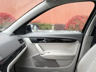 Volkswagen Gran Lavida 2013 1.4TSI Automatic Comfort Type interior photo 9 Volkswagen Gran Lavida 2013 1.4TSI Automatic Comfort Type interior photo 9