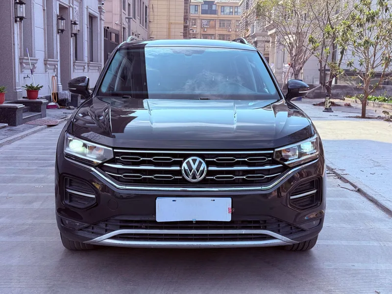Volkswagen Tayron 2019 330TSI Four-wheel drive luxury model Country VI exterior photo 2 Volkswagen Tayron 2019 330TSI Four-wheel drive luxury model Country VI exterior photo 2