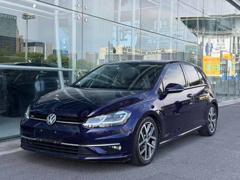 Volkswagen Golf 2020 Любимая версия 280TSI DSG Комфорт типа экстерьер фото 1 Volkswagen Golf 2020 Любимая версия 280TSI DSG Комфорт типа экстерьер фото 1