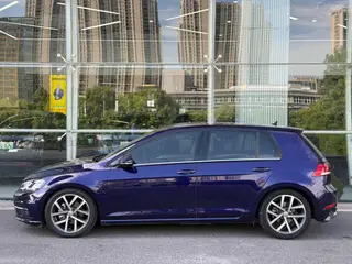 Volkswagen Golf 2020 Любимая версия 280TSI DSG Комфорт типа экстерьер фото 3 Volkswagen Golf 2020 Любимая версия 280TSI DSG Комфорт типа экстерьер фото 3